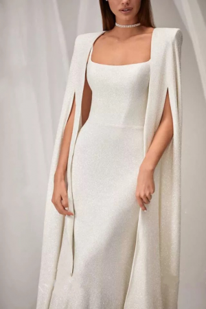 Robe cape blanche