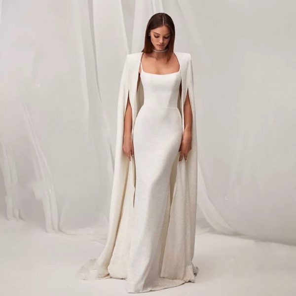 Robe cape blanche