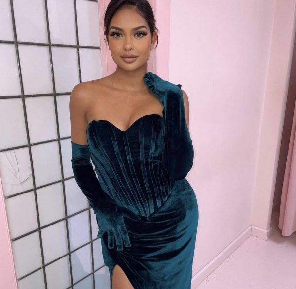 Robe Maelle