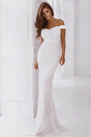 Robe blanche simple