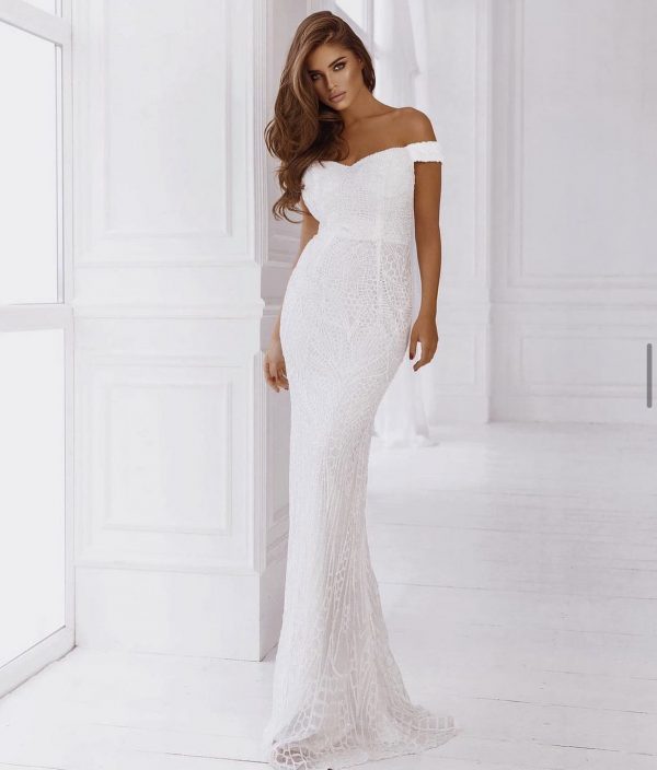 Robe blanche simple
